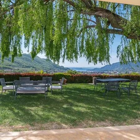 Beautiful With Private Garden And Pool Costermano