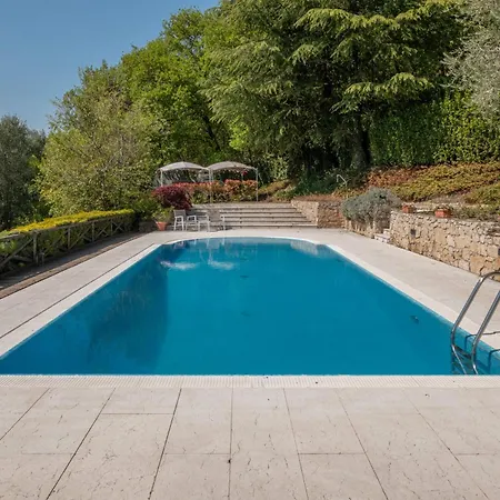Villa Beautiful With Private Garden And Pool *