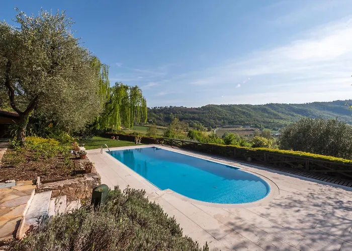 Beautiful With Private Garden And Pool *